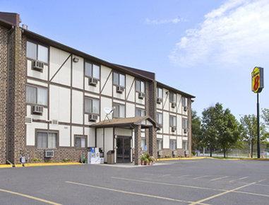 Boarders & By Cobblestone Cedar Falls 2*